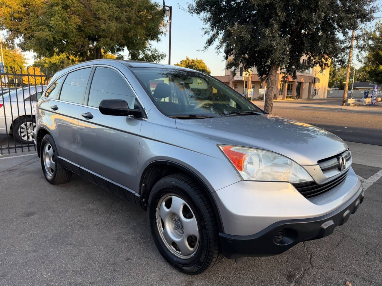 Used 2007 Honda CR-V LX image 3