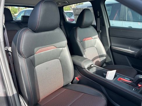 New 2026 Nissan Kicks SR FWD image 42