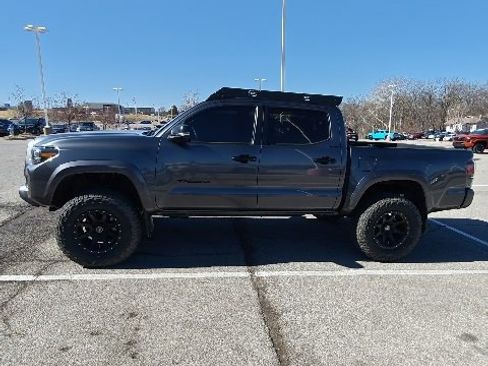 Used 2021 Toyota Tacoma Limited w/ Nightshade Package image 16