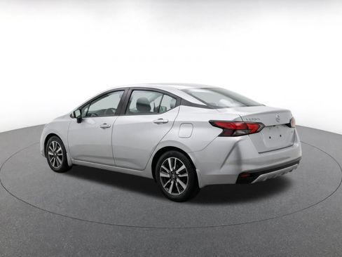 Used 2025 Nissan Versa SV FWD image 7