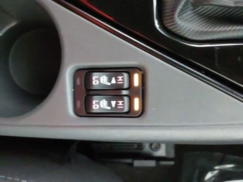 Used 2024 Subaru Crosstrek 2.5i Sport w/ Crosstrek Mirror Package AWD/4WD image 24