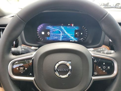 Certified 2024 Volvo V60 B5 Cross Country Plus AWD/4WD image 21