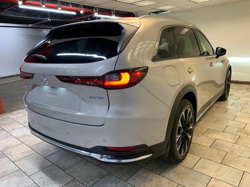 Used 2024 MAZDA CX-90 Plug-In Hybrid w/ Premium Pkg AWD/4WD image 9