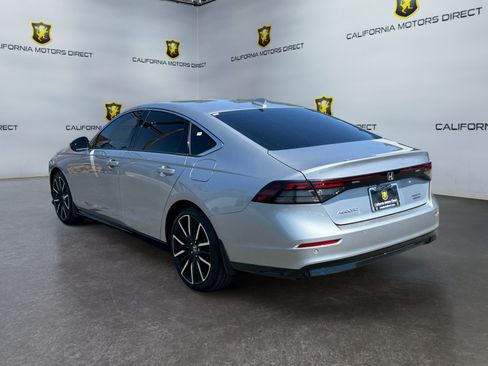 Used 2023 Honda Accord Touring image 3