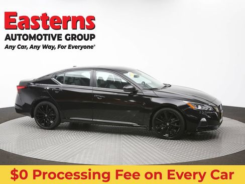 Used 2022 Nissan Altima 2.0 SR FWD image 47