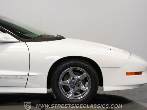 Used 1997 Pontiac Firebird Trans Am image 30