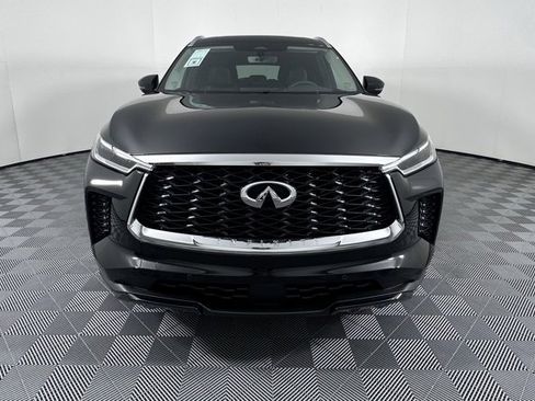 Certified 2025 INFINITI QX60 Luxe image 2