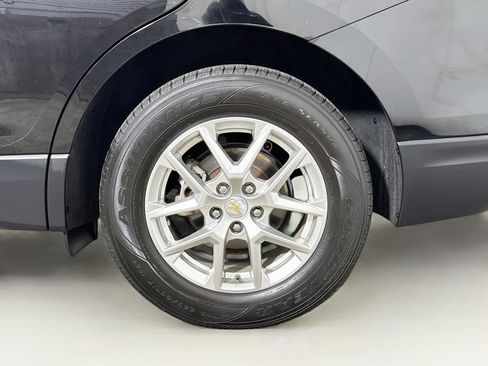 Used 2022 Chevrolet Equinox LT w/ Driver Convenience Package AWD/4WD image 29