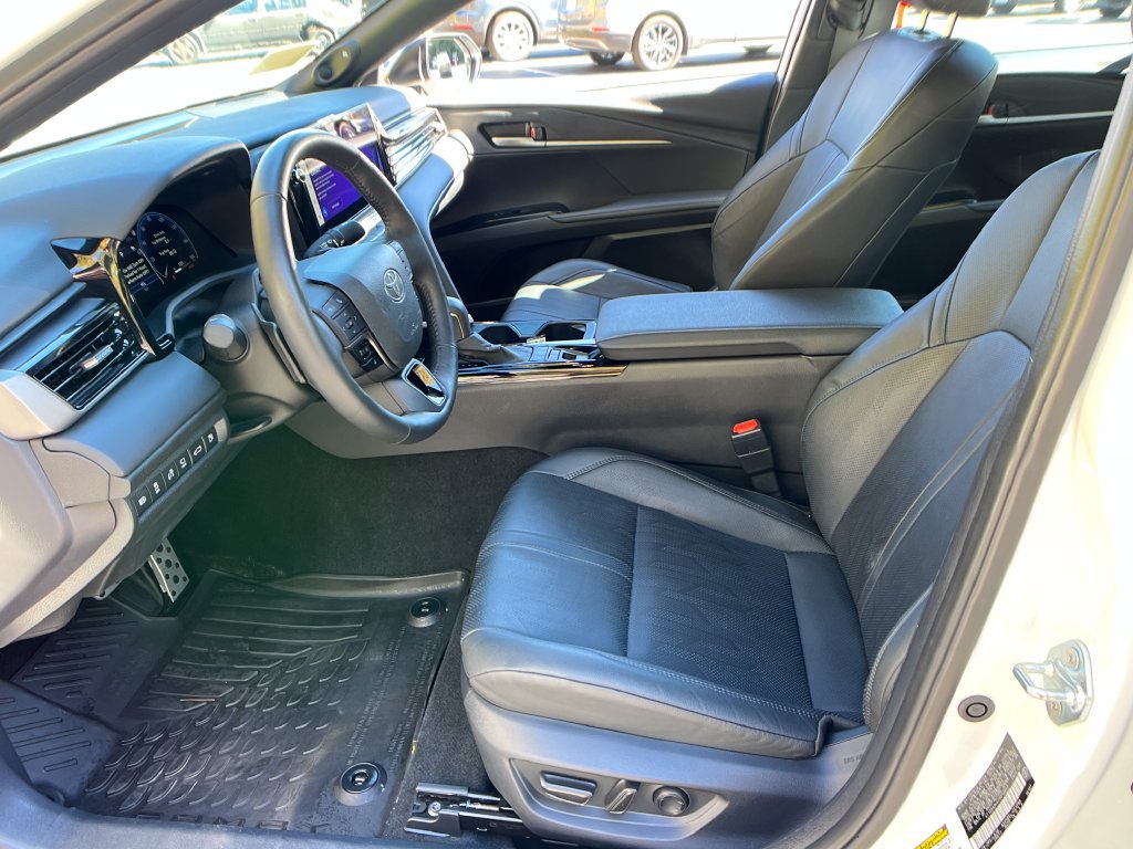 Used 2025 Toyota Camry XSE w/ Premium Plus Package AWD/4WD image 9