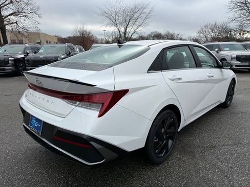 New 2026 Hyundai Elantra SEL Sport image 9