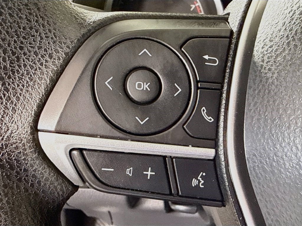 Used 2022 Toyota Camry LE AWD/4WD image 13
