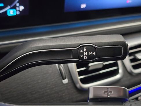 New 2026 Mercedes-Benz GLS 580 4MATIC image 16