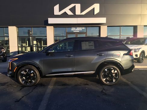 New 2026 Kia Sportage SX Prestige image 2