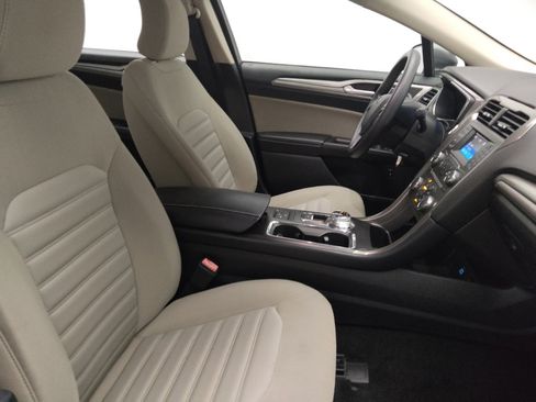 Used 2018 Ford Fusion S image 21