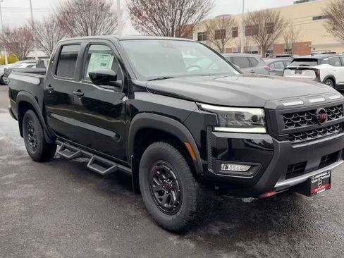 New 2026 Nissan Frontier PRO-4X w/ Tow Package image 5