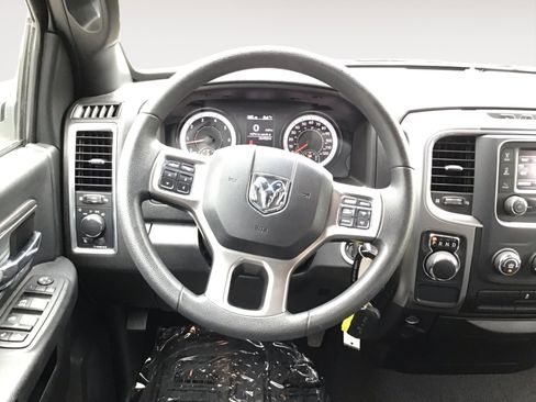 Used 2024 RAM 1500 Classic Warlock RWD image 13
