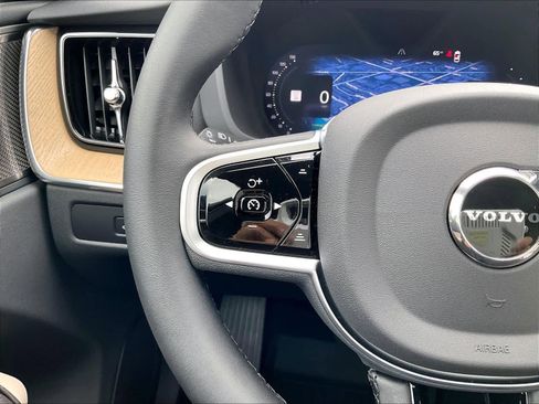 New 2026 Volvo XC60 T8 Plus w/ Protection Package Premier image 17