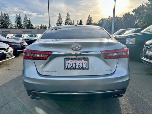 Used 2016 Toyota Avalon XLE FWD image 6