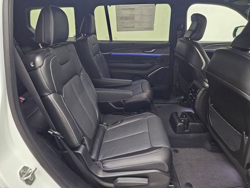 New 2025 Jeep Grand Cherokee L Overland w/ Advanced Protech Group III image 16