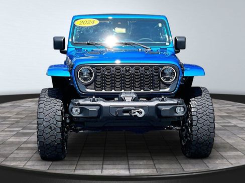 Used 2024 Jeep Wrangler Unlimited Rubicon w/ Capability Package AWD/4WD image 6