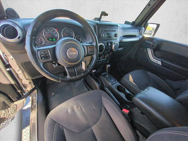 Used 2014 Jeep Wrangler Sahara w/ Connectivity Group AWD/4WD image 16