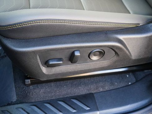 New 2026 Chevrolet Colorado ZR2 w/ Technology Package AWD/4WD image 21