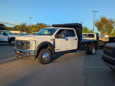 New 2025 Ford F450 XL w/ XL Chrome Package image 8