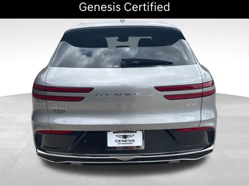 Certified 2026 Genesis GV70 2.5T AWD/4WD image 4