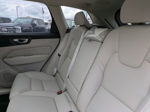 New 2026 Volvo XC60 B5 Ultra w/ Protection Package Premier image 13