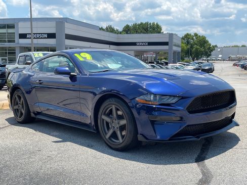 Used 2019 Ford Mustang Premium w/ Equipment Group 201A RWD image 1