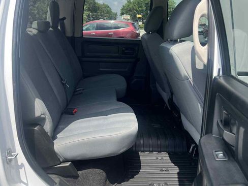 Used 2018 RAM 1500 Express image 13