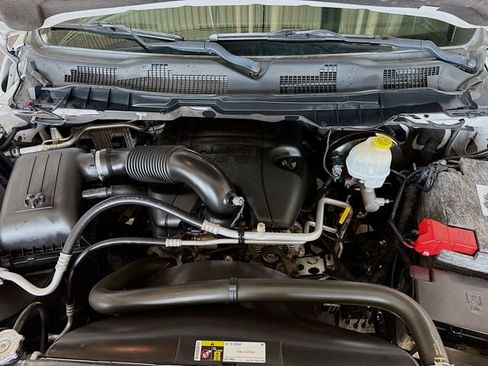 Used 2015 RAM 1500 Laramie w/ Convenience Group image 31