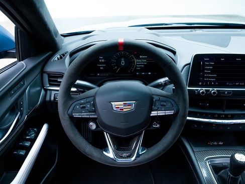 Used 2024 Cadillac CT4 V Blackwing w/ Technology Package RWD image 10