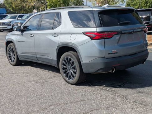 Used 2023 Chevrolet Traverse RS w/ LPO, Floor Liner Package FWD image 6