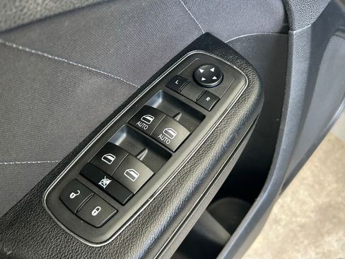 Used 2019 Dodge Charger R/T w/ Driver Confidence Group RWD image 33