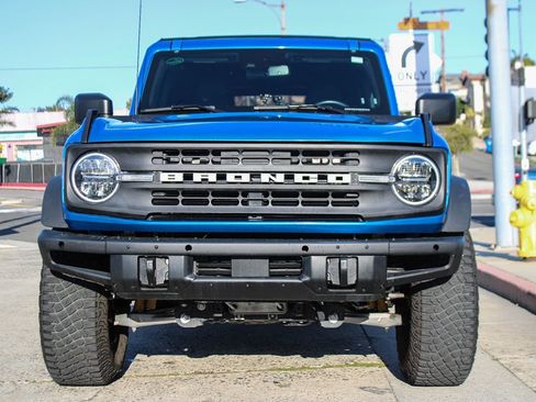 Used 2023 Ford Bronco Black Diamond w/ Sasquatch Package image 10