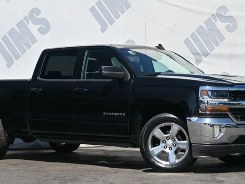 Used 2017 Chevrolet Silverado 1500 LT w/ All Star Edition image 3
