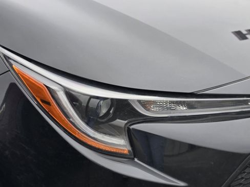 Certified 2022 Toyota Corolla LE FWD image 24