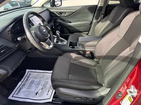 Used 2025 Subaru Outback Premium image 25