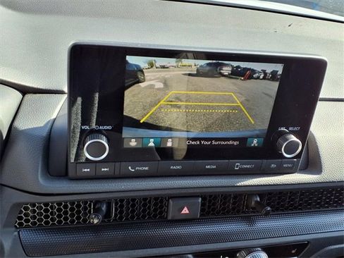 Used 2023 Honda CR-V EX image 6