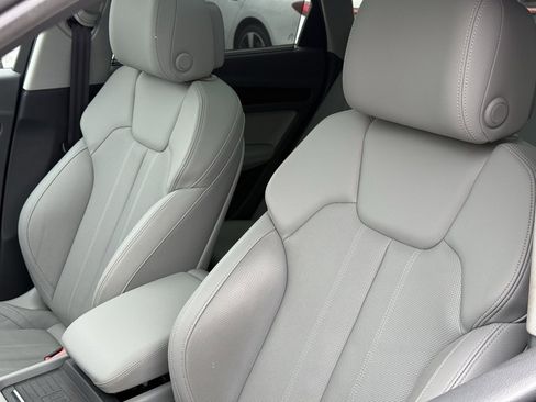 Used 2019 Audi Q5 2.0T Premium Plus w/ Premium Plus Package image 19