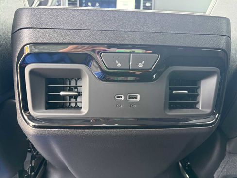 New 2026 Chevrolet Silverado 1500 ZR2 AWD/4WD image 33