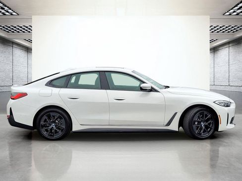 Used 2023 BMW i4 eDrive35 w/ Premium Package RWD image 6