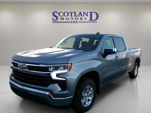 Used 2023 Chevrolet Silverado 1500 LT w/ Protection Package image 2