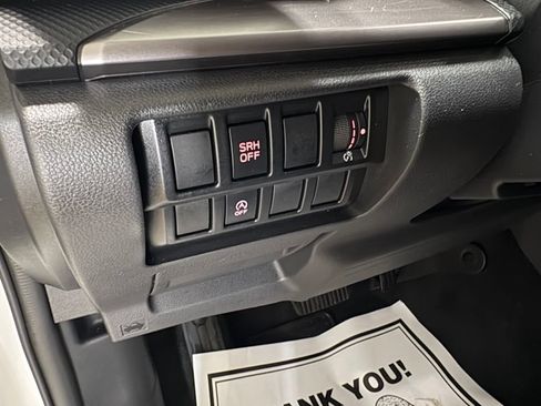Used 2024 Subaru Forester Premium AWD/4WD image 22