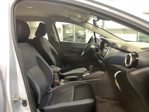 Used 2025 Nissan Versa SV w/ Trunk Package FWD image 14