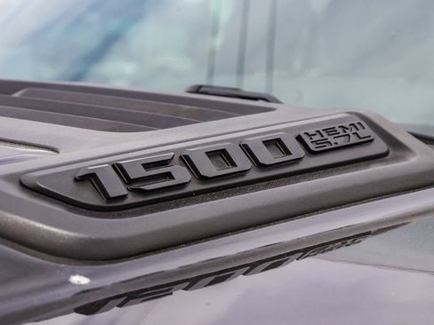 Used 2019 RAM 1500 Laramie RWD image 13
