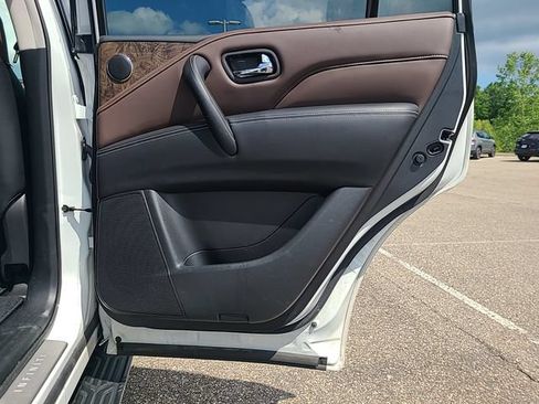 Used 2023 INFINITI QX80 Premium Select w/ Cargo Package AWD/4WD image 31