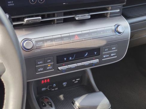 Used 2025 Hyundai Kona SEL FWD image 18