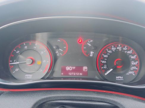 Used 2016 Dodge Dart SXT image 19